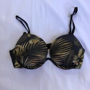 ‼️NWOT VS Pink Leaf Print Bra